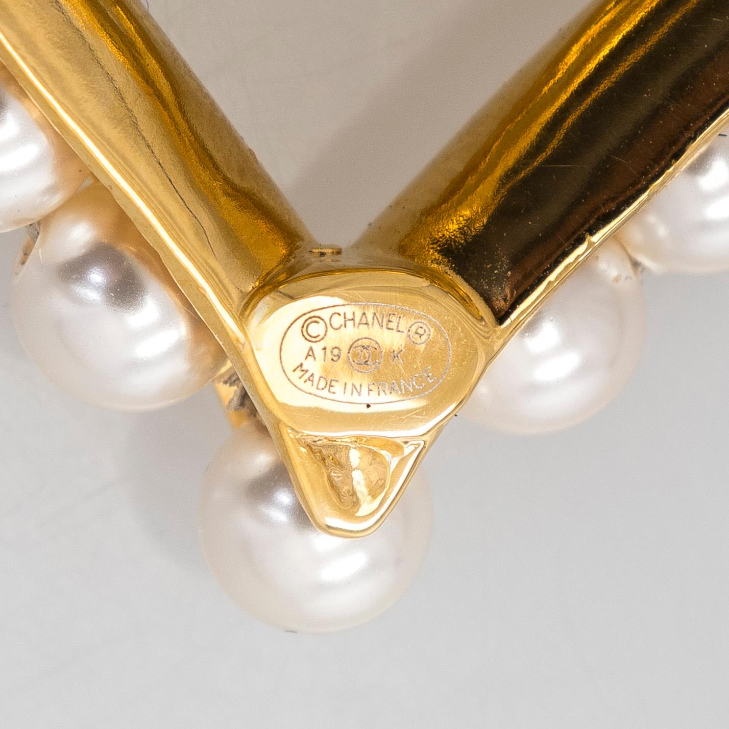 Chanel, brooch, 2019.