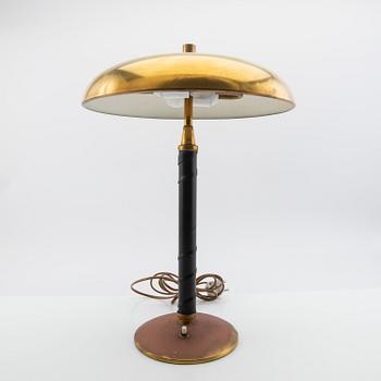 Einar Bäckströms Metallvarufabrik, Bordslampa modell 5013 Swedish Modern 1940-tal.