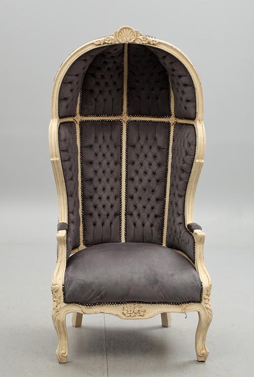 FÅTÖLJ, s.k Butler's Chair, rokokostil. 1900-tal.