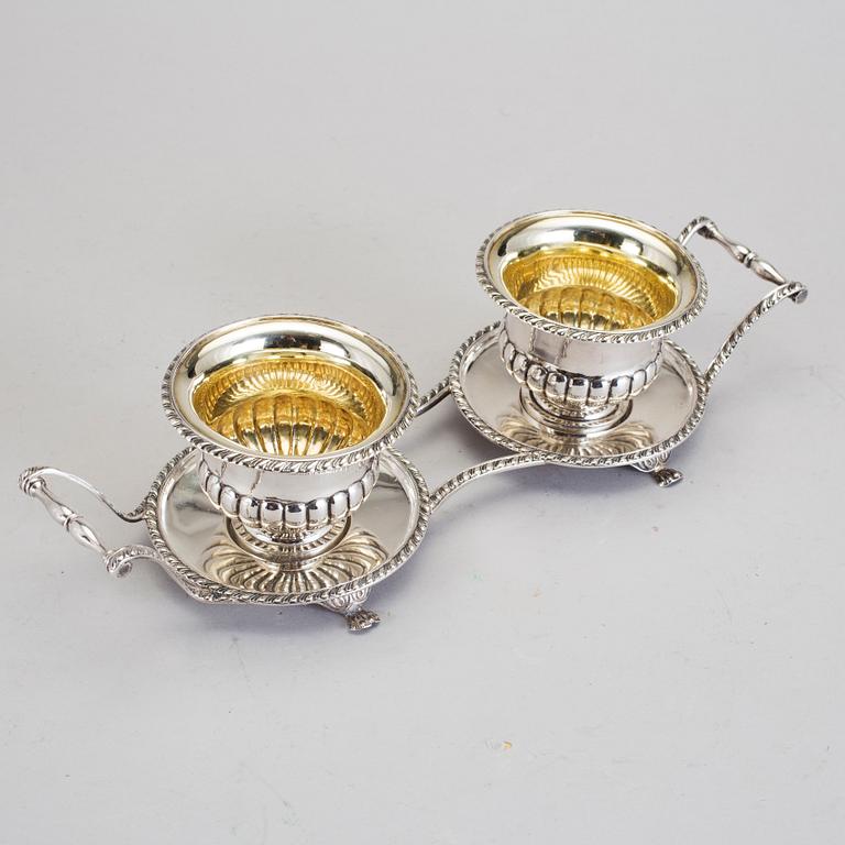 PARSKÅLAR, silver, Gustaf Möllenborg (1823-1850(1932)), Stockholm, 1834. Vikt ca 400 g.