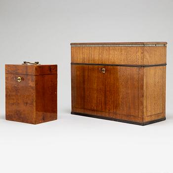 Two boxes with bottles, ca 1800 and 19th century.