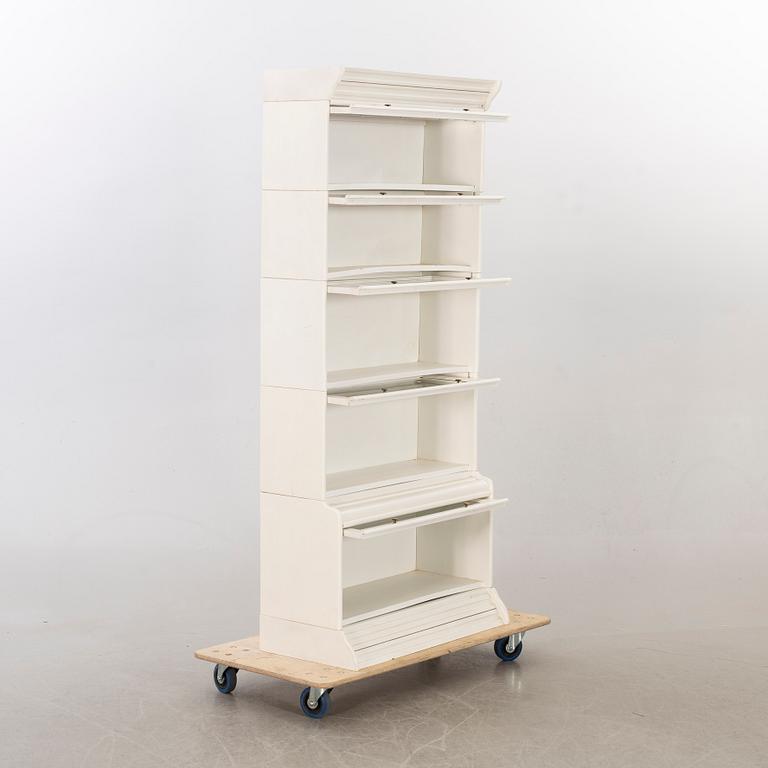 VITRINSKÅP modern tillverkning.