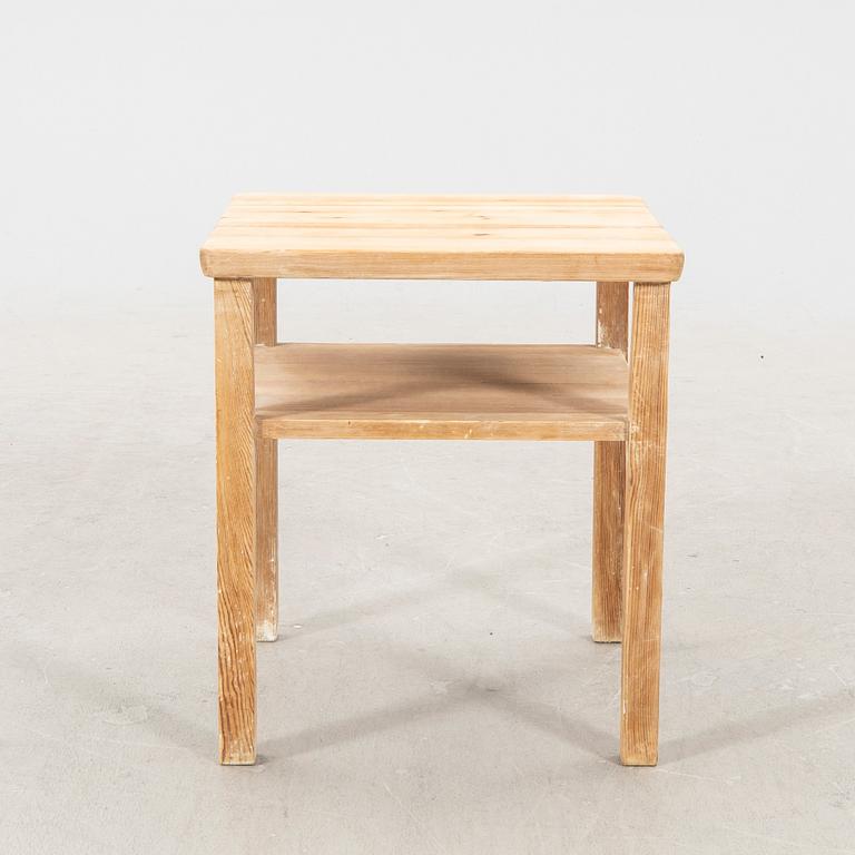 Axel Einar Hjorth, sidobord "Wärmdö" NK (Nordiska Kompaniet) 1930-tal.