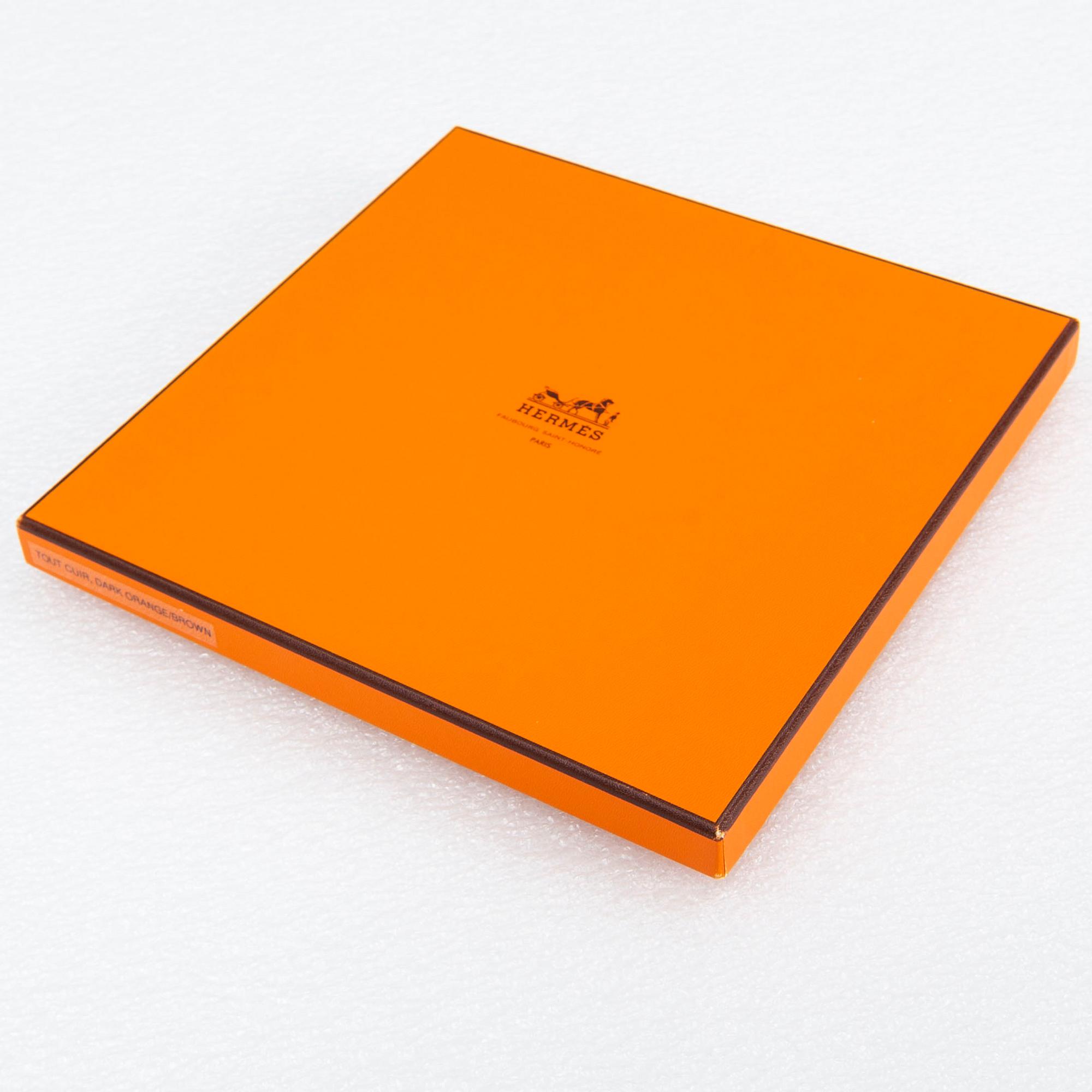 HERMÈS, scarf, "Tout cuir".