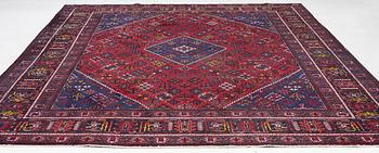 Carpet, oriental, approx. 385 x 290 cm.