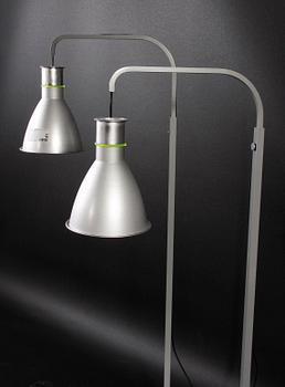 GOLVARMATURER, ett par, sent 1900-tal. QE design.