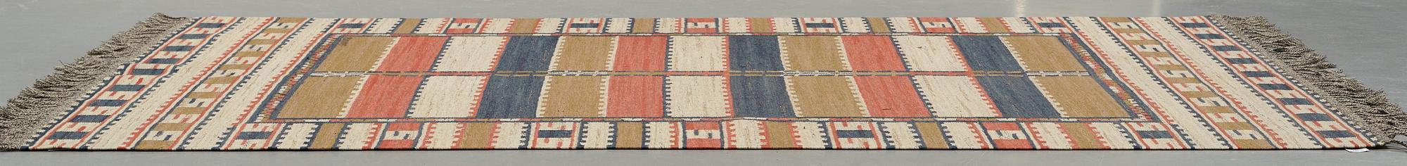 Märta Måås-Fjetterström, MATTO, "Sommarmattan", flat weave, ca 303 x 203 cm, signed AB MMF.