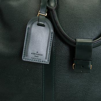 Louis Vuitton, "Taiga Kendall PM", väska.