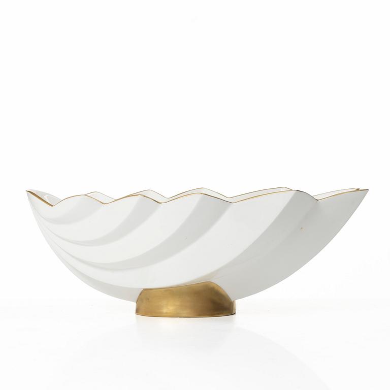 Karin Björquist, A shell shaped serving dish 'Pliss' from the Nobel dinner service, Gustavsberg, post 1991.