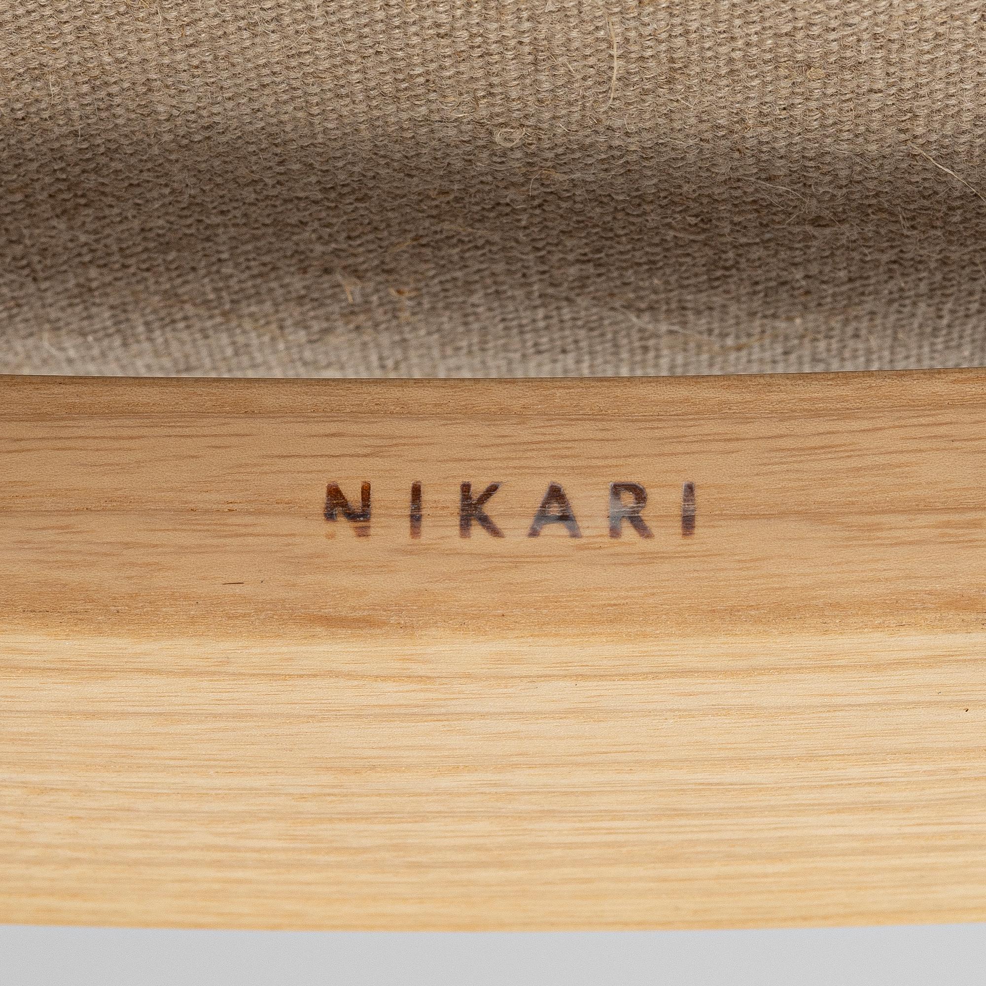 Jasper Morrison & Wataru Kumano, fåtölj med fotpall, "December Chair" Nikari, Finland.