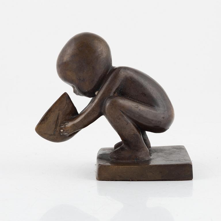 Lisa Larson, a bronze sculpture, signed and numbered. Height 11.5 cm.