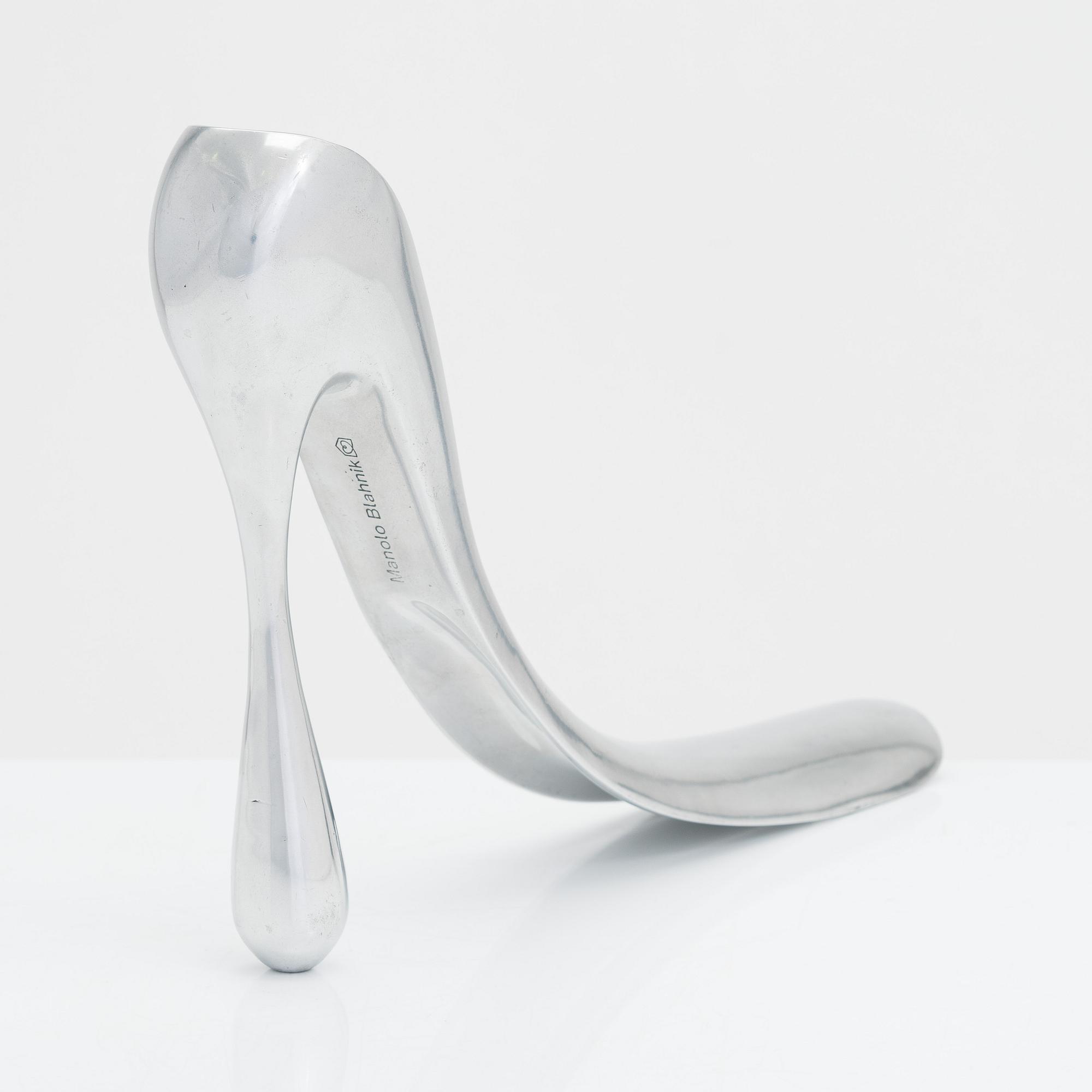Manolo Blahnik, kenkälusikka, Habitat.