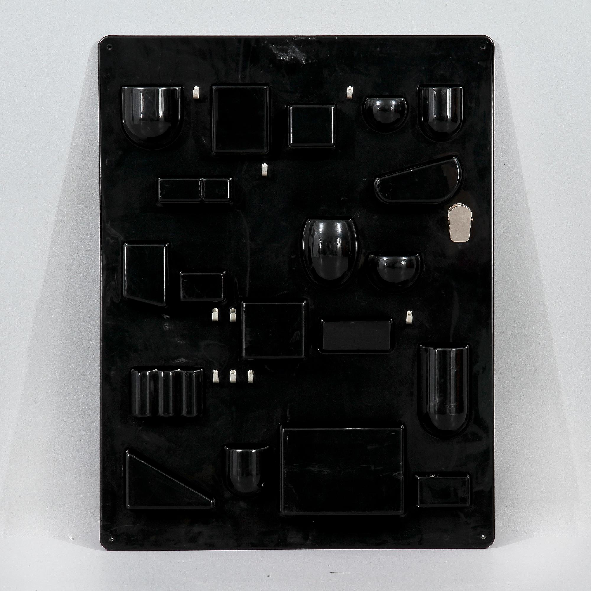 VÄGGFÖRVARING, plast, "UtenSilo", Dorothee Maurer-Becker, Ingo Maurer, 1969.