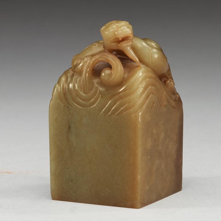 A nephrite seal, presumably late Qing dynasty (1644-1912).