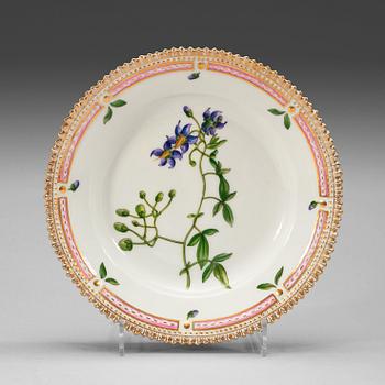1802. A set of 13 Royal Copenhagen 'Flora Danica' dishes, Denmark, 20th Century.