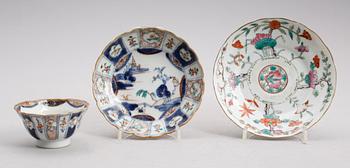 TESKÅL MED FAT SAMT FAT, porslin, Kina, 1700-/1800-tal.