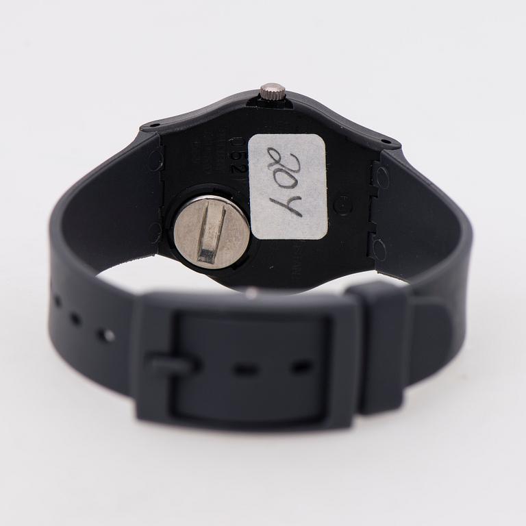 ARMBANDSUR 4 ST, SWATCH, två herr och två damur 1980-tal.