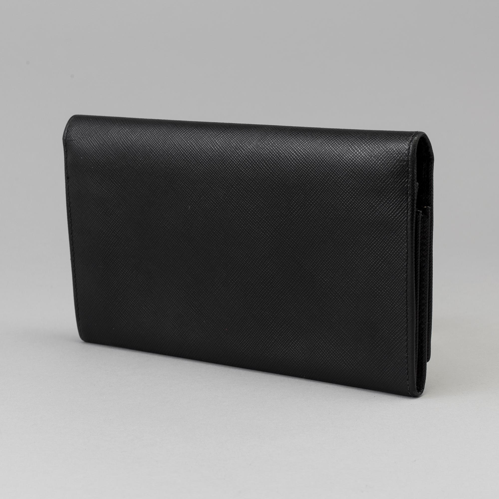 WALLET, Prada.