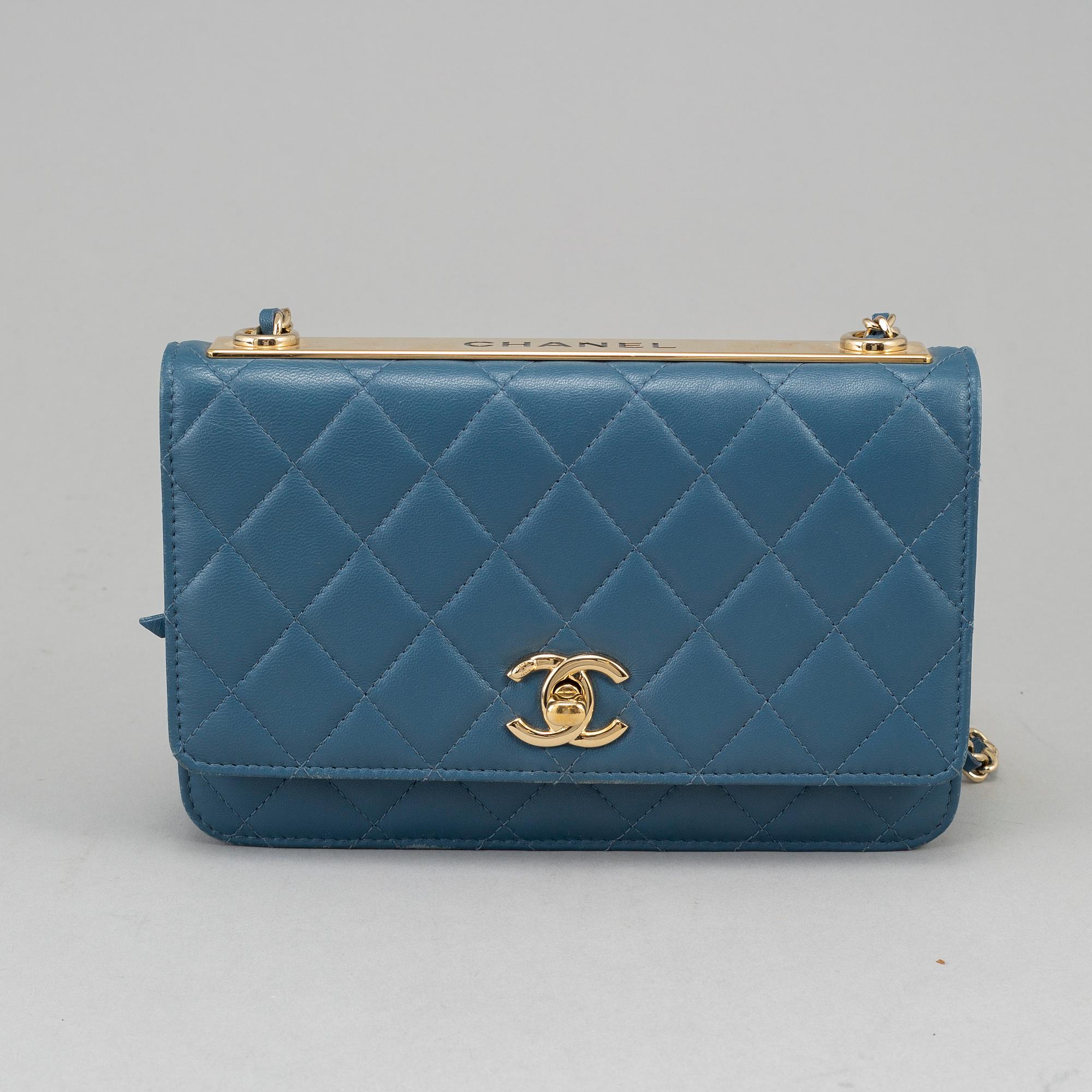 CHANEL, "Wallet on chain", 2016-2017.