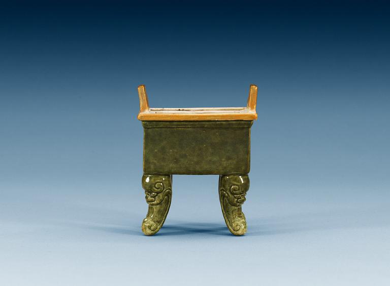 A bronze shaped censer, Qing dynasty (1644-1912)..