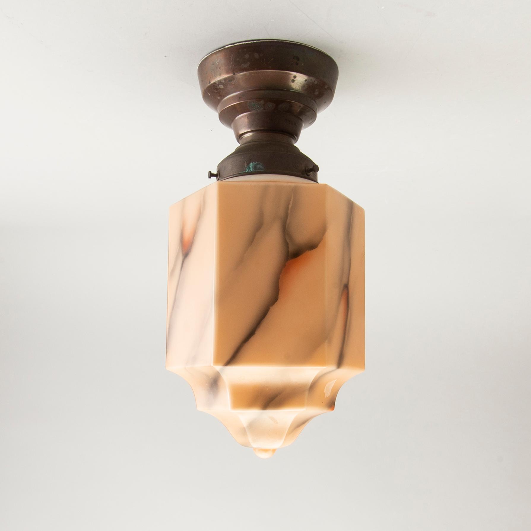 A 1930/30s ceiling lamp.