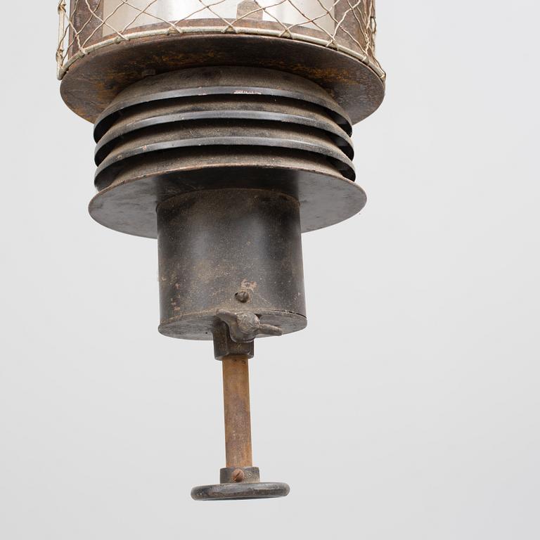 LAMPA/STRÅLKASTARE, 2 stycken, 1900-talets första hälft.
