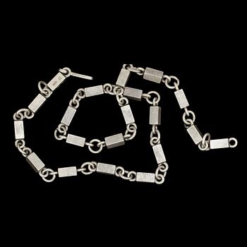 COLLIER, sterling silver, Wiwen Nilsson, Lund. Vikt 68 g.