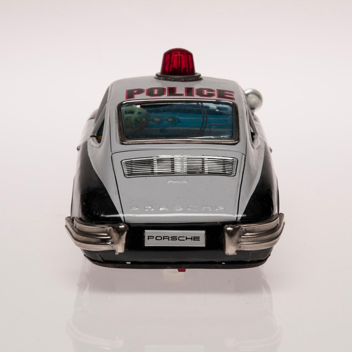 LEKSAKSBILAR, 8 st, plåt, Japan, 1960-tal.