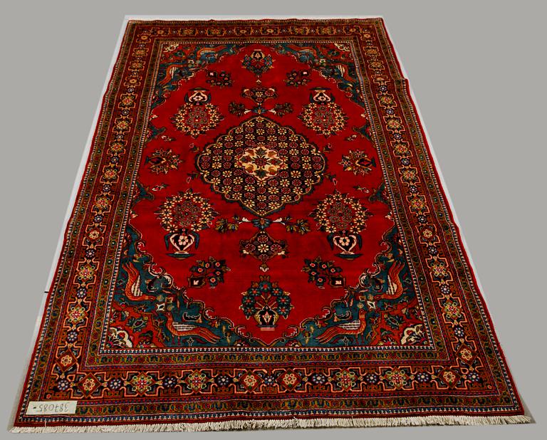 MATTA, Golpayegan. 296 x 208 cm.