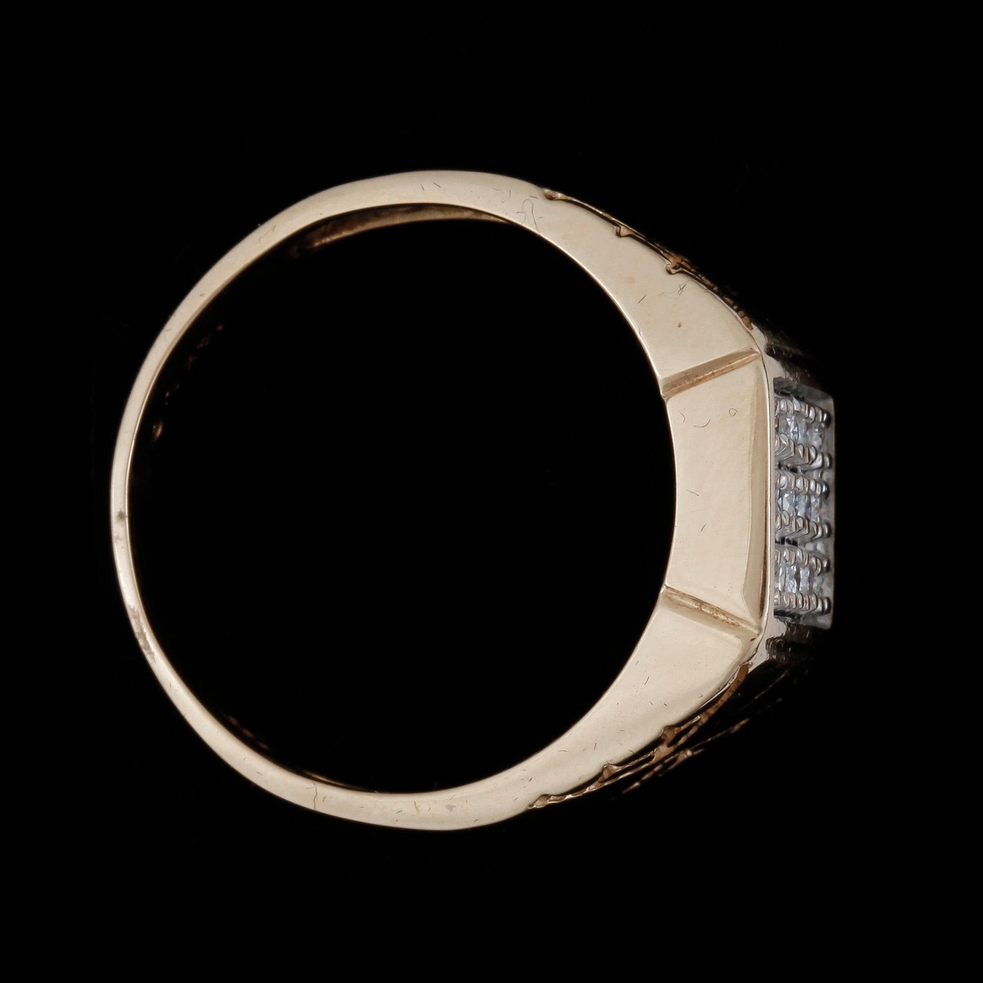 RING, 14k guld med briljantslipade diamanter tot ca0,24ct. Vikt 7g.