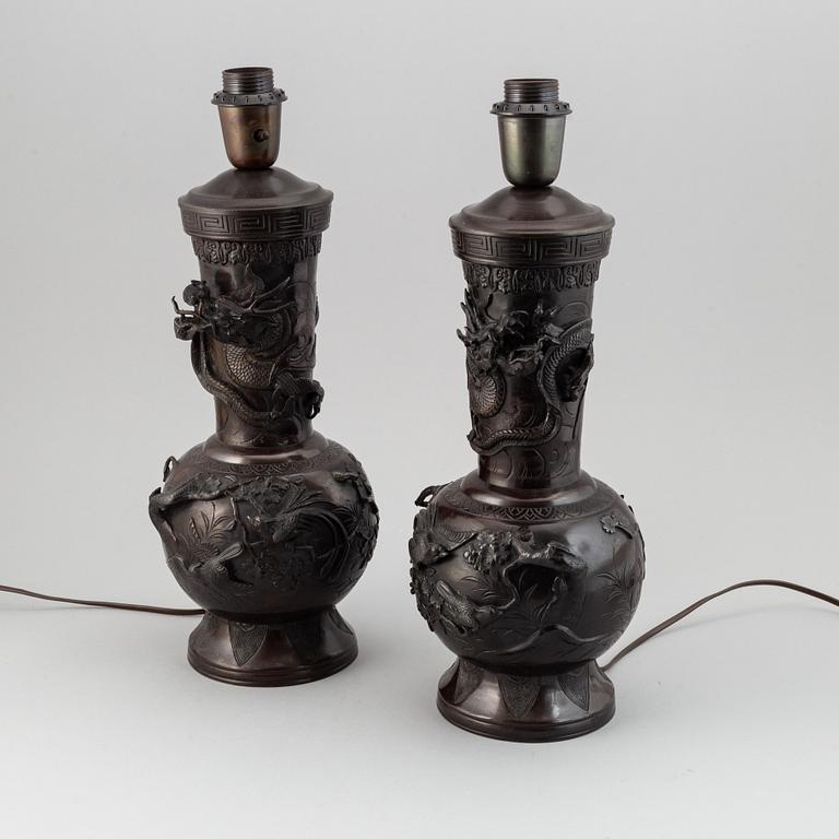 A pair of Japanese vases turned into table lamps, Japan, 20th century.