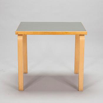 Alvar Aalto, A mid-20th century table for O.Y. Huonekalu- ja Rakennustyötehdas A.B.