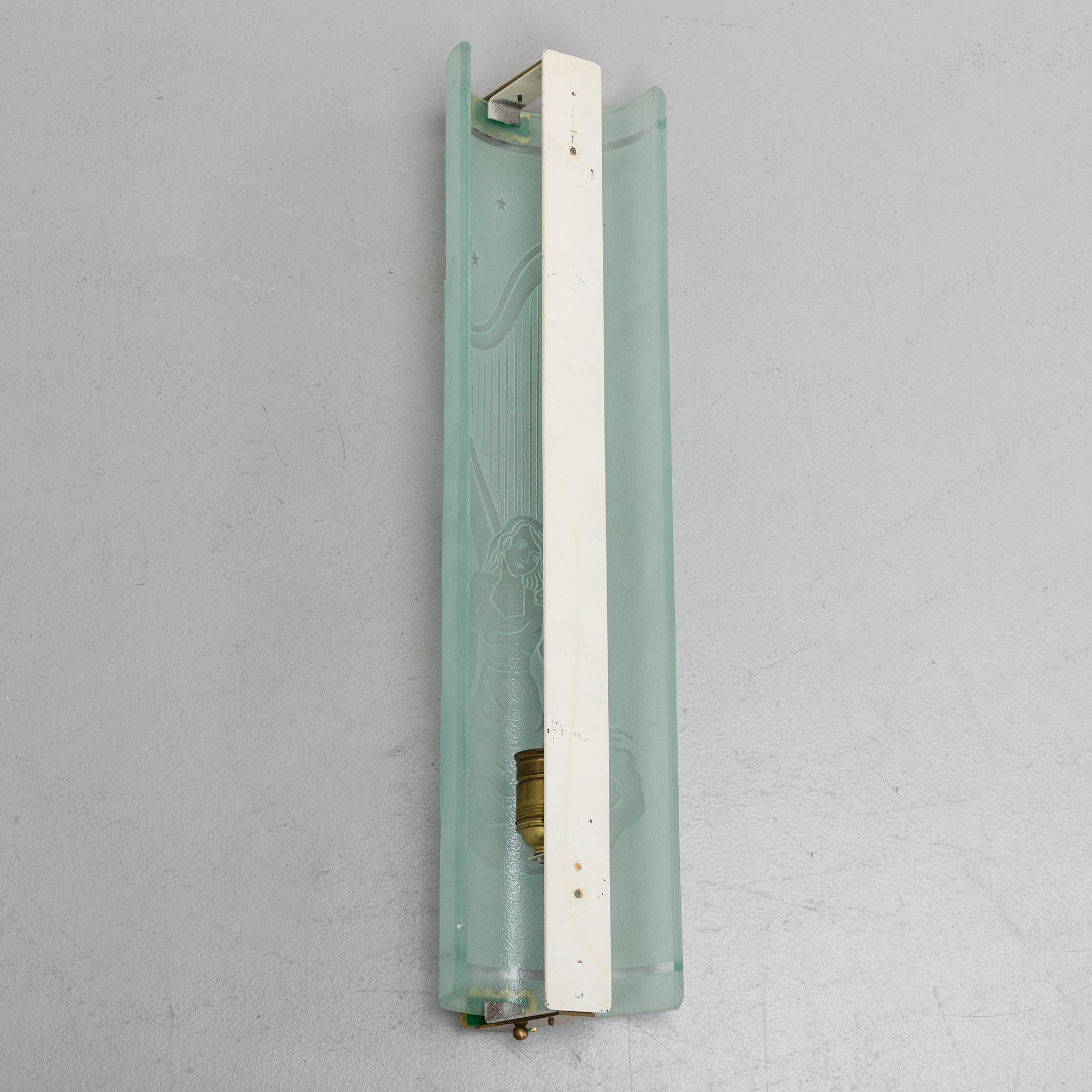 A 1930/40's wall light from Glössner & CO, signed.