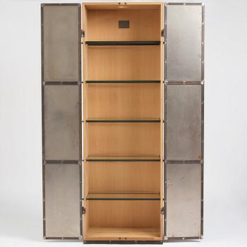 Jonas Bohlin, a "Slottsbacken" cabinet, Källemo, Sweden post 1987.