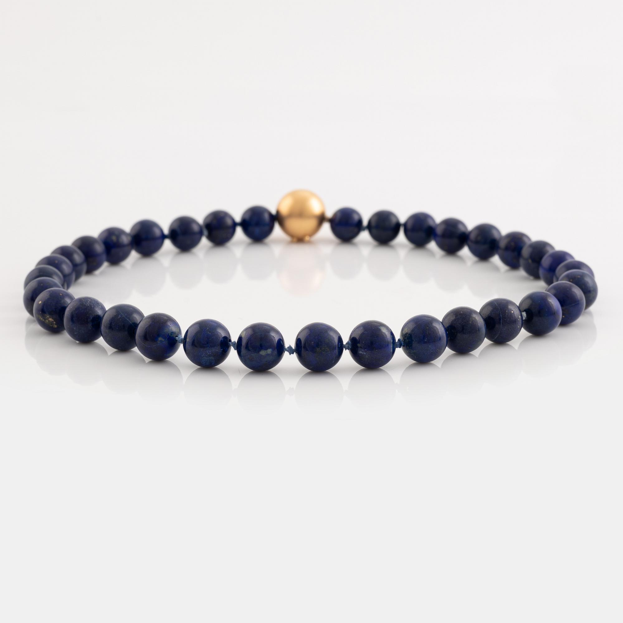 Evert Lindberg,  lapis lazuli necklace, gold clasp.
