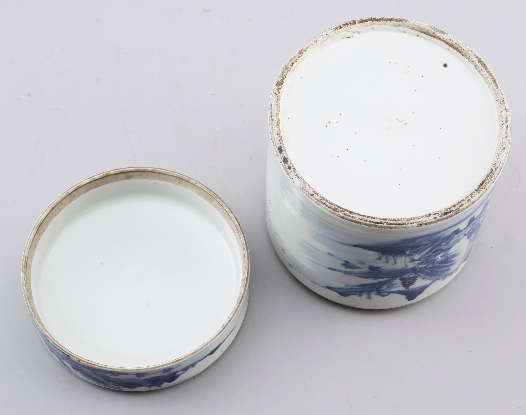 LOCKBURK, porslin, Kina, 1800-tal.