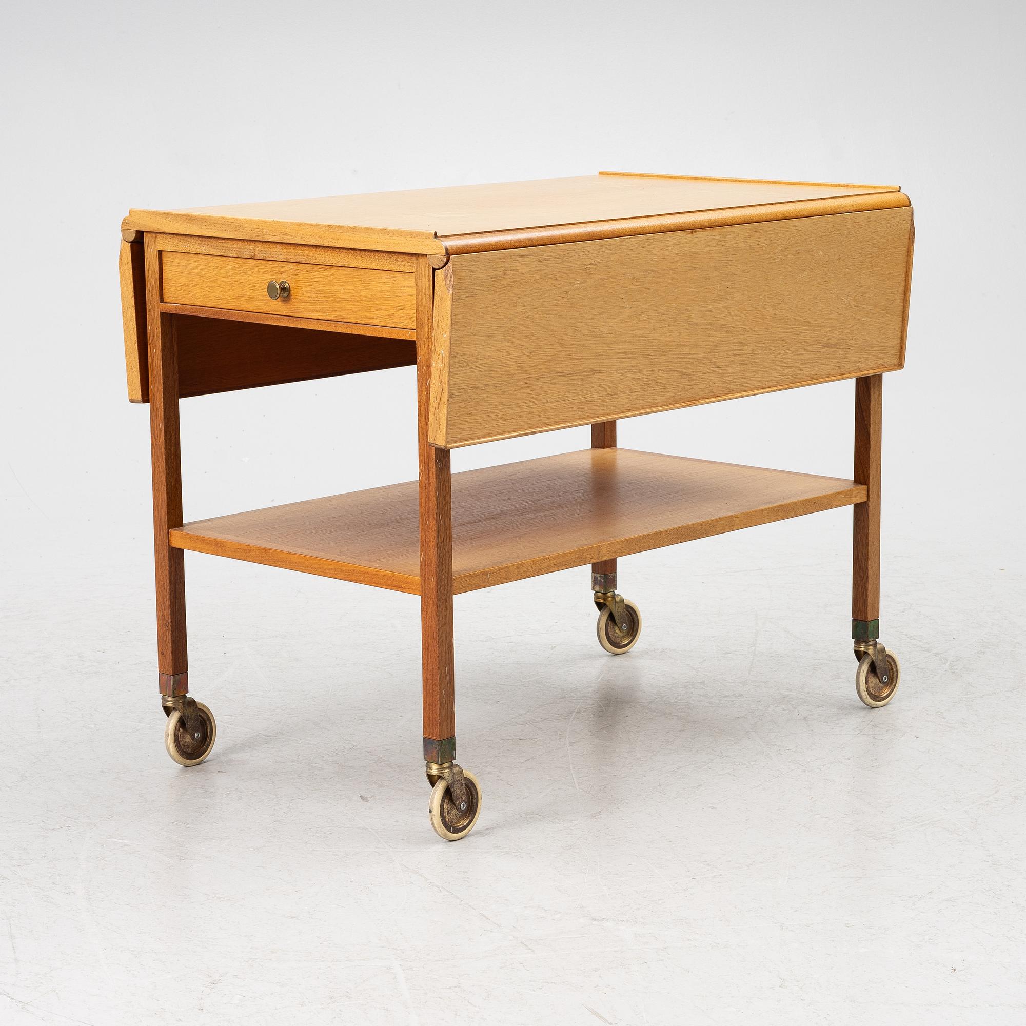 Josef Frank, serveringsvagn, modell "756", Firma Svenskt Tenn, efter 1985.
