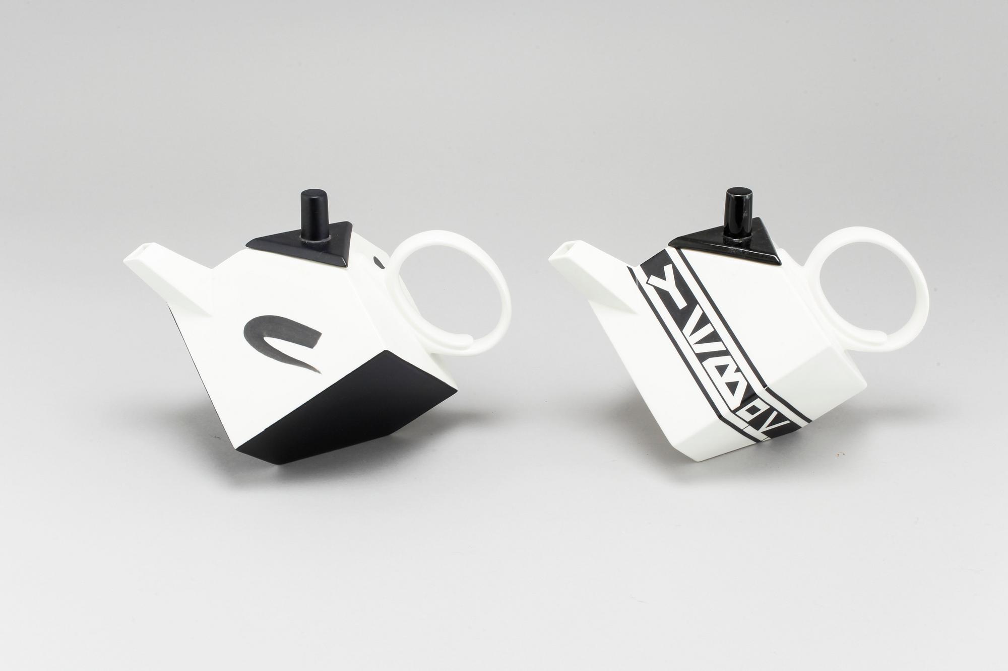 ROLF SINNEMARK, two "Cube" porcelain teapot for Rörstrand in the late 20th century.