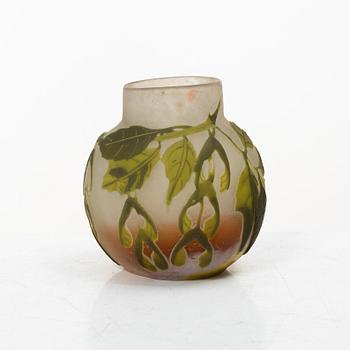 Emile Gallé, ask med lock samt vas, glas, Nancy Frankrike, Art Nouveau.