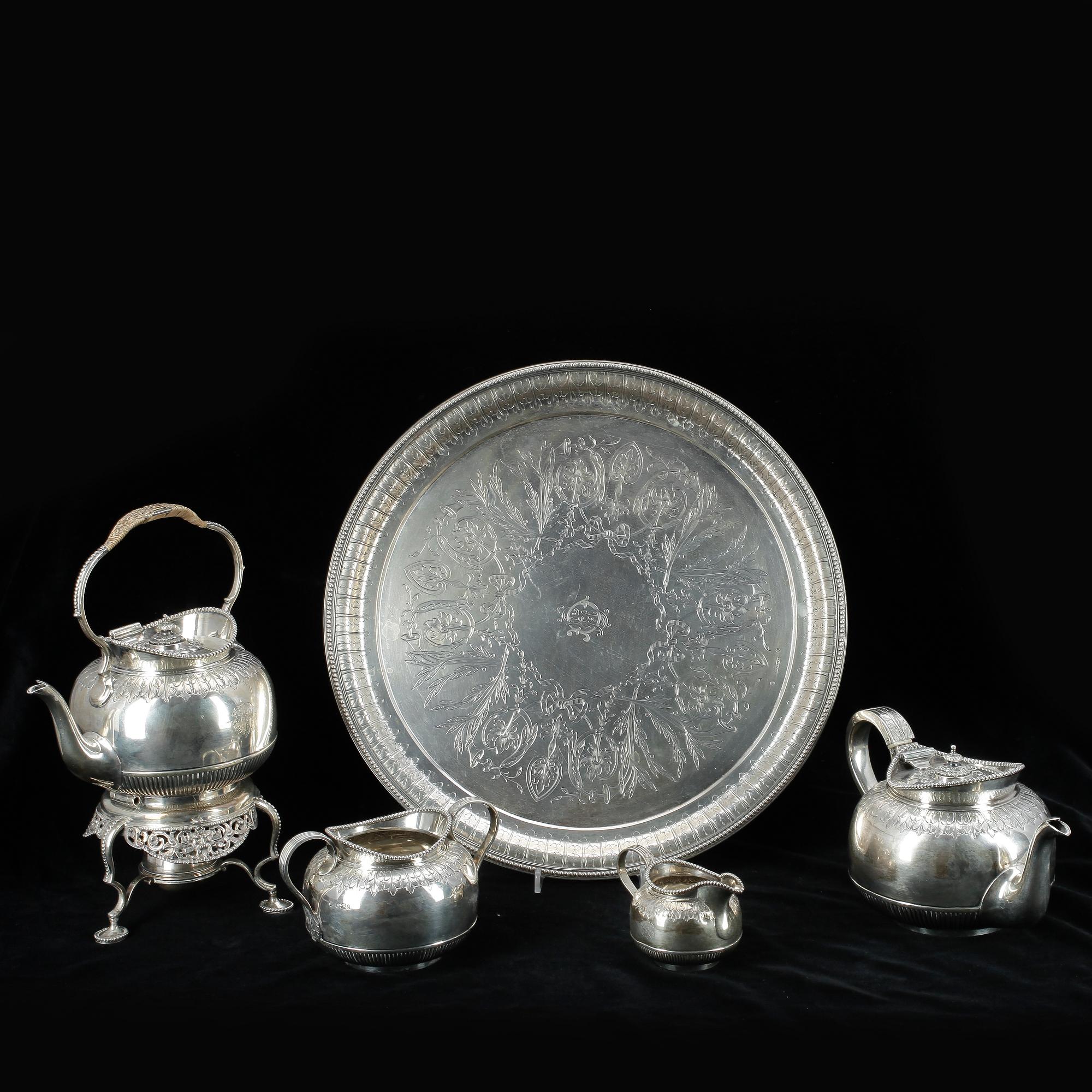 TESERVIS, 5 delar, silver, Martin, Hall & Co (Richard Martin & Ebenezer Hall) Sheffield, 1897. tot vikt ca 3590 gram.