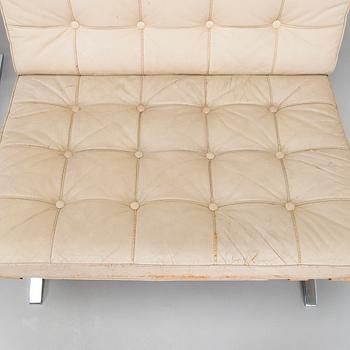 Ludwig Mies van der Rohe, A pair of "Barcelona" armchairs, Knoll.