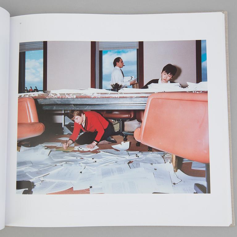 BOOK, "Kontor / Office", Lars Tunbjörk, Bokförlaget Max Ström, 2002.