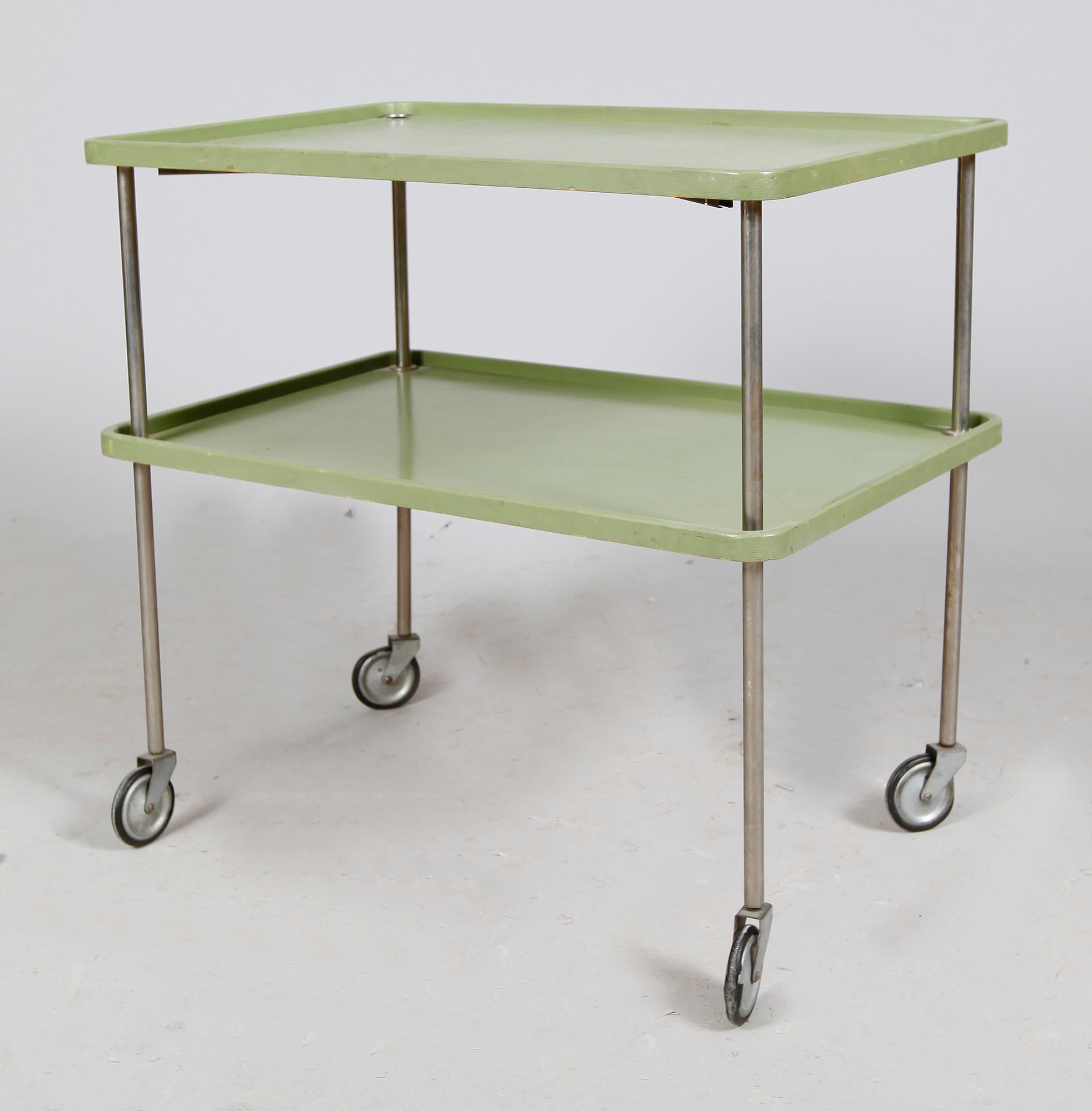SERVERINGSVAGN, 1900-talets mitt.