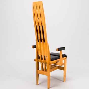 JUHANI VÄLKEPINTA, Fåtölj, "Tornrum stolen". 1989.
