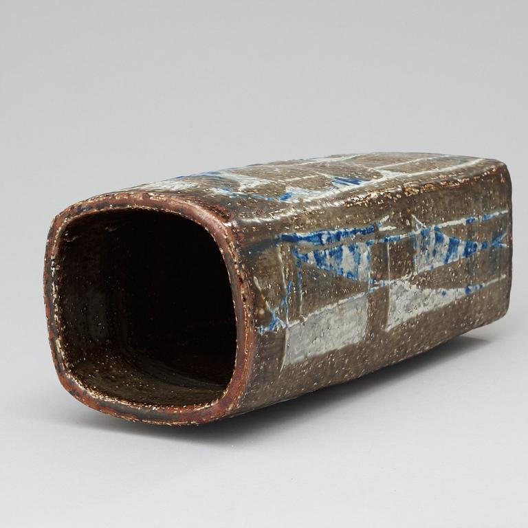 A Carl-Harry Stålhane stoneware vase, Rörstrand 1963.