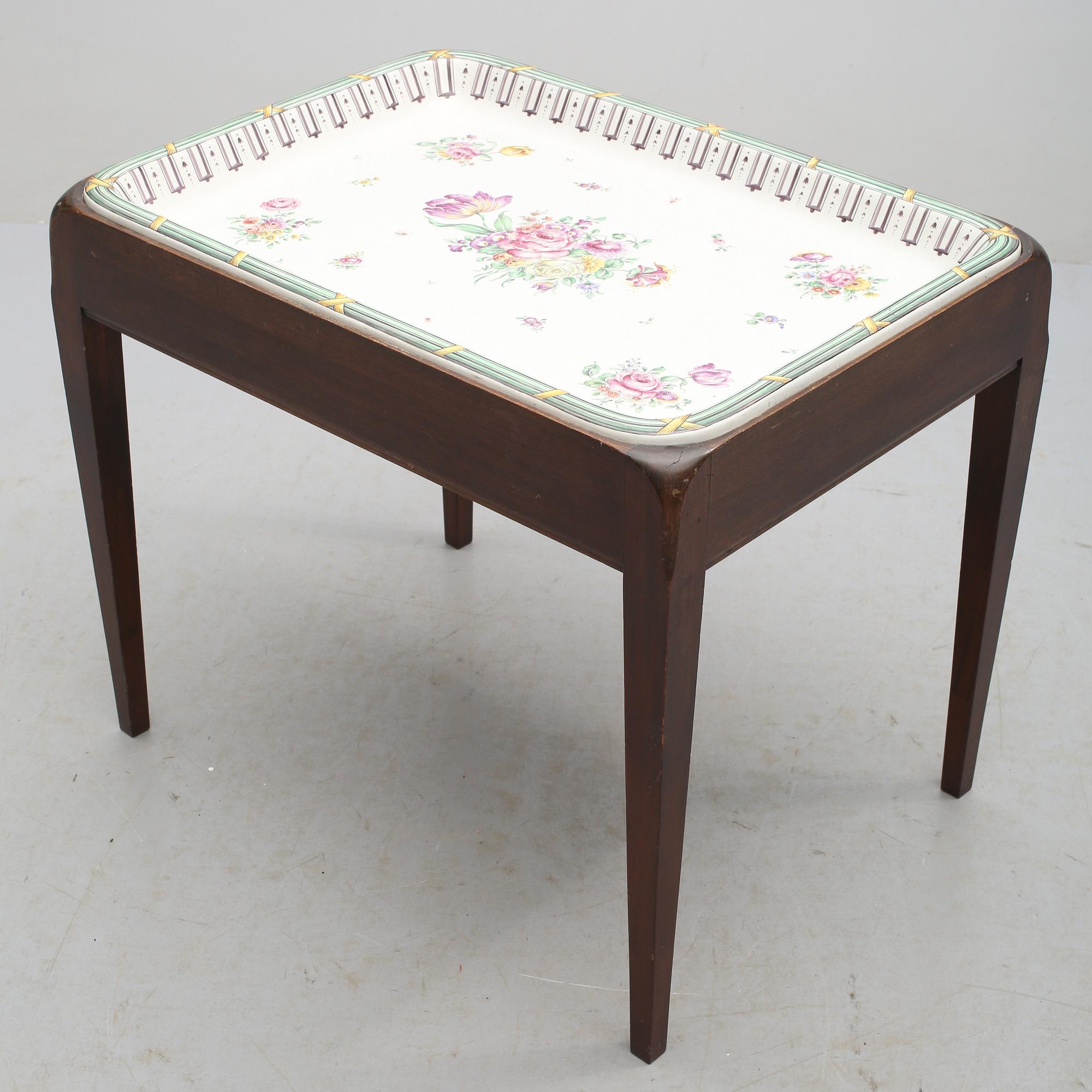 BRICKBORD, Rörstrand, monogramsignerad  S.A samr daterat 1925.