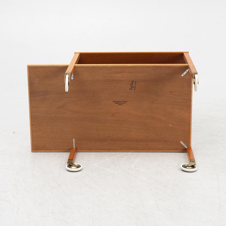 Josef Frank, serveringsvagn, modell 470, Firma Svenskt Tenn, efter 1985.