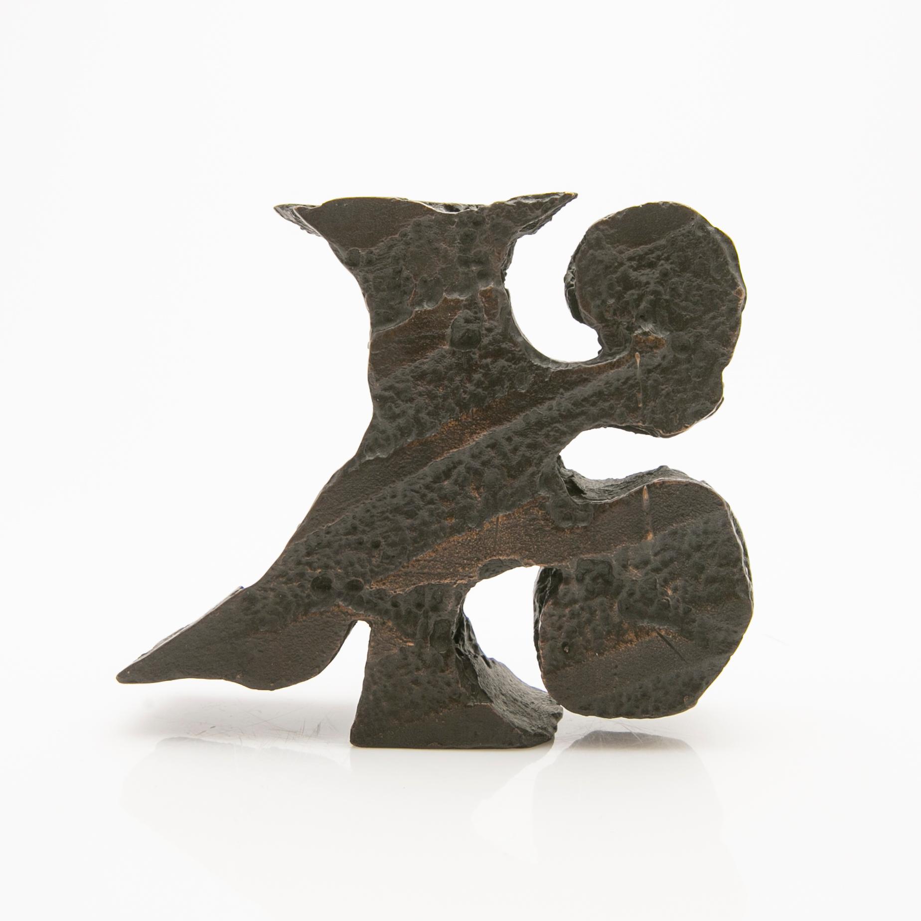 Carl Fredrik Reuterswärd, sculpture, “Inter-Lettres”.