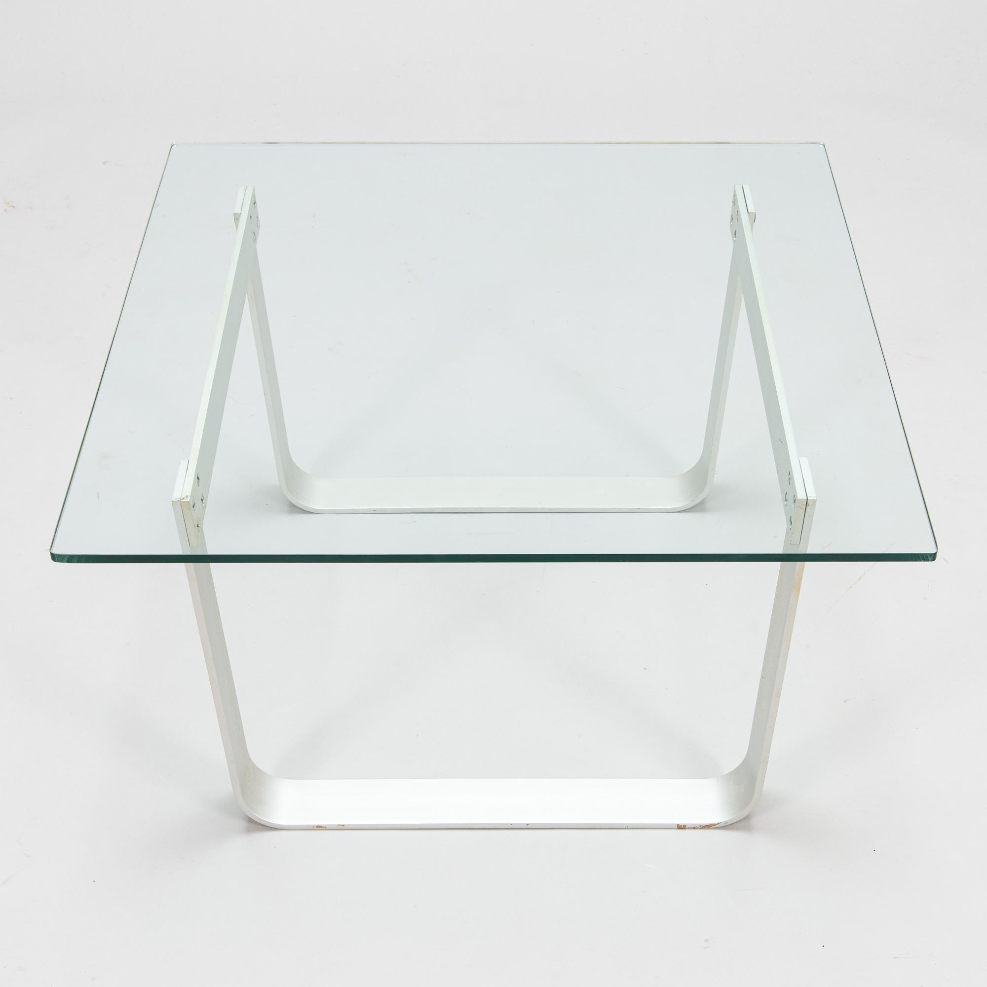 Ilmari Lappalainen,  sohvapöytä, "Pulkka", Asko 1900-luvun puoliväli.