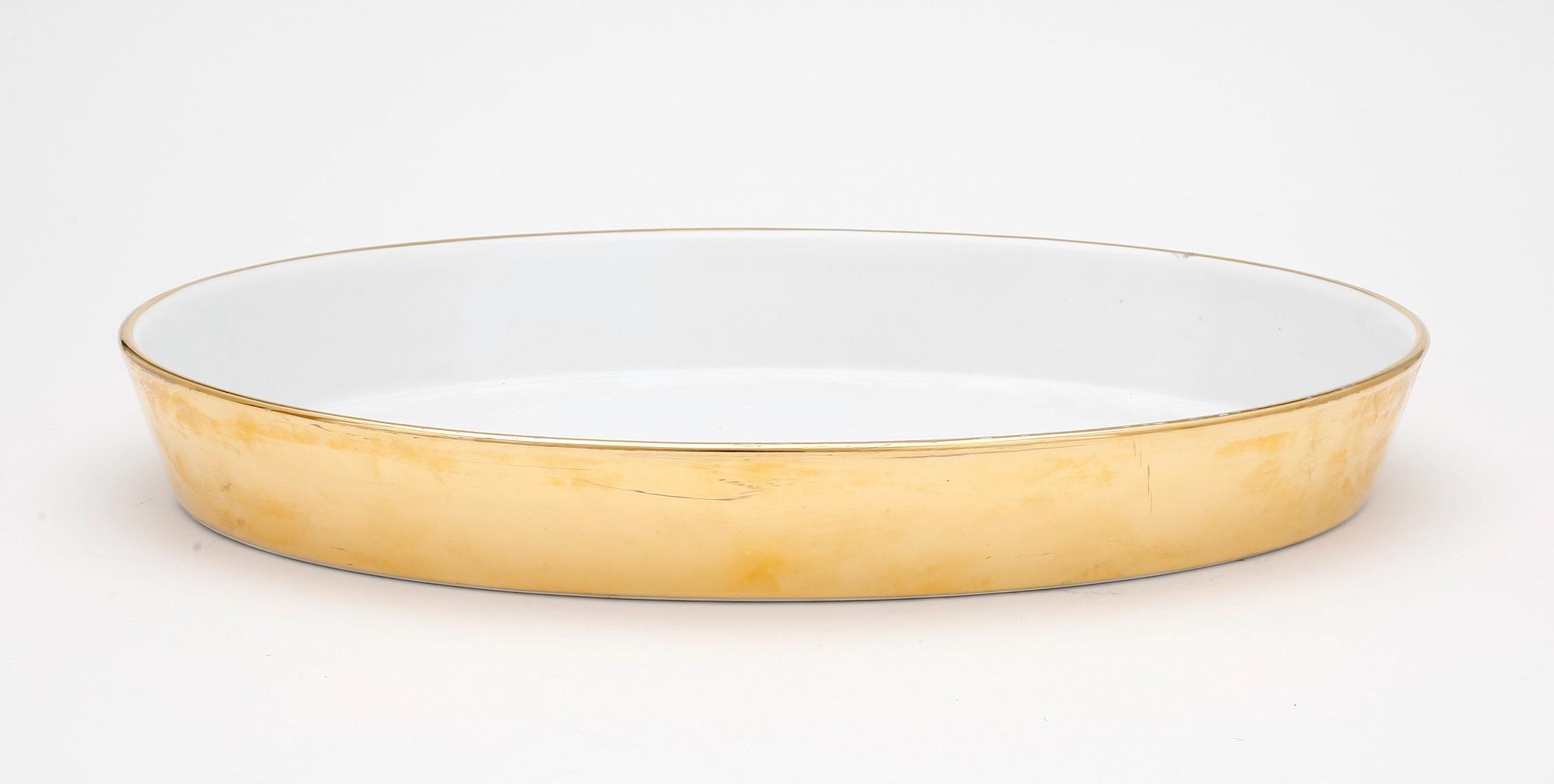 UNDERLÄGGSTALLRIKAR, KAROTTER och KAFFEKOPPAR, 35 delar, porslin, Royal Worcester, Suisse Langenthal samt Crown Devon.